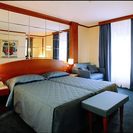 Strasbourg 3*